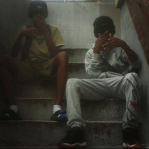 Meet your Posher, Dlow